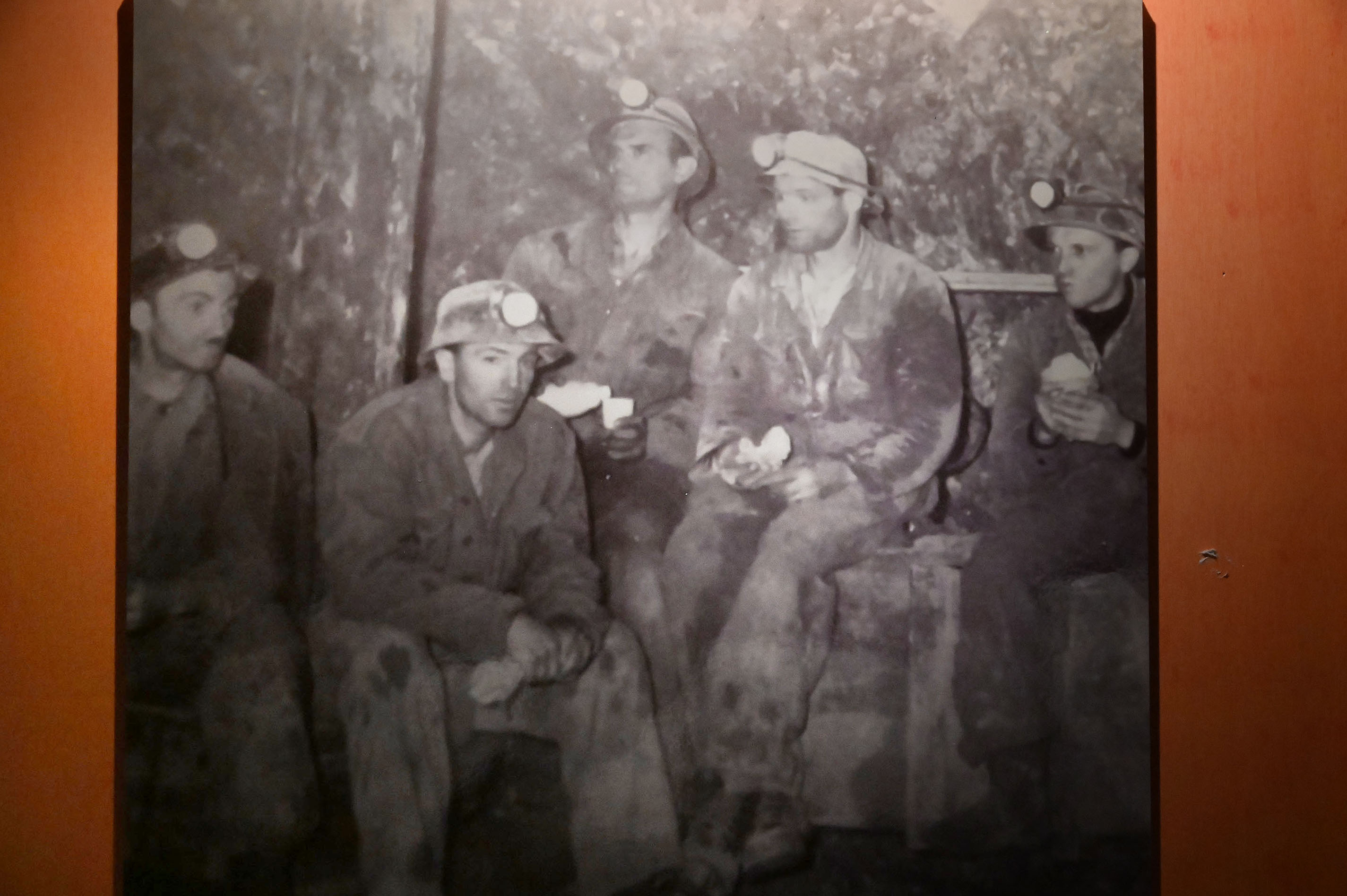 MOSTRE. IN CR LE FOTO INEDITE SULLA STORIA DELLA MINIERA DI RAIBL